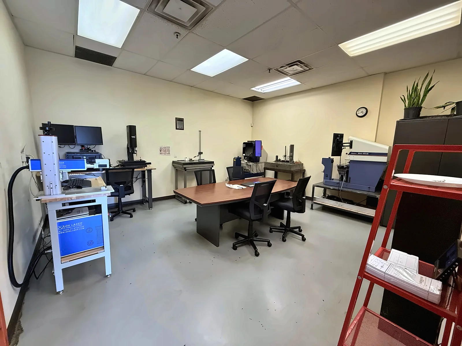 VSM quality lab with measuring equipment